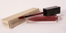 Load image into Gallery viewer, Burberry Liquid Lip Velvet Bold and Matte whipped lip cream- No. 53 Oxblood
