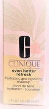 Load image into Gallery viewer, Clinique Even Better Refresh hydrating &amp; repairing makeup 30 ml
