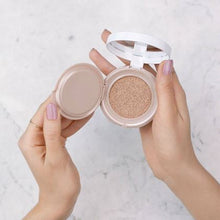 Load image into Gallery viewer, Maybelline Dream cushion fresh face liquid foundation on-the-go
